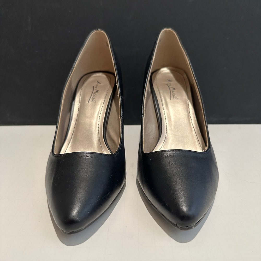 Anne Michelle Black Business Heels